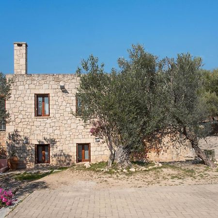 Pyrgos Ralli Estate Guesthouse Aegina Kültér fotó