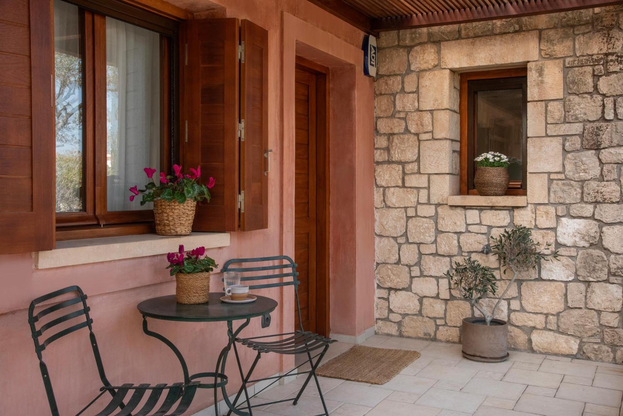 Pyrgos Ralli Estate Guesthouse Aegina Kültér fotó