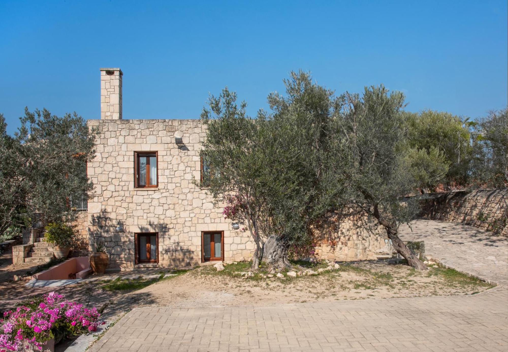Pyrgos Ralli Estate Guesthouse Aegina Kültér fotó